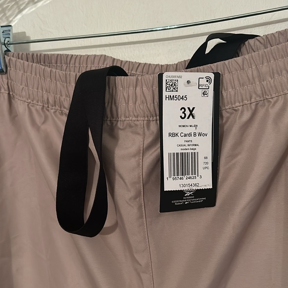 NWT Reebok x Cardi B Woven Track Pants - Picture 9 of 13